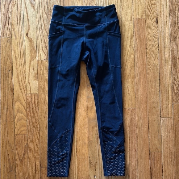 Lululemon 4 Tight Stuff Tight II 25" Midnight Navy Leggings like new condition - Picture 1 of 7